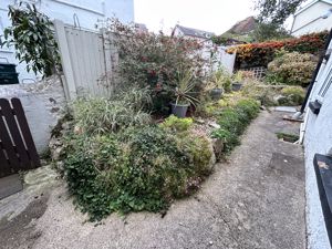 Photo 16- click for photo gallery